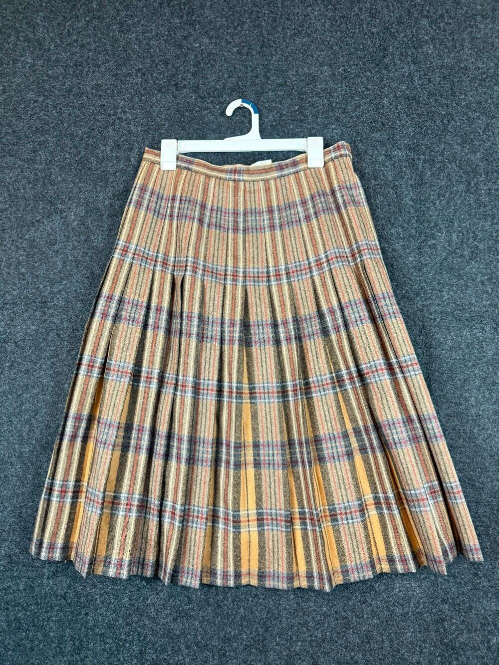 Vintage Betty Barclay 100% Virgin Wool Plaid Pleated Midi Skirt Made in Germany